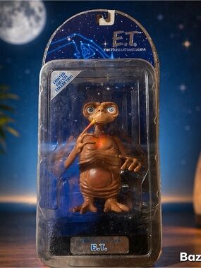 2001 RARE retired E.T. The extra terrestrial LIMITED EDITION  ACTION FIGURE